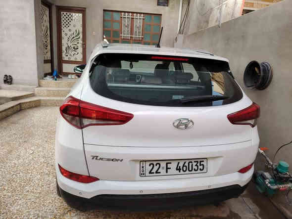 السلام عليكم 
تكسن 
موديل 2018
موصفات نص فول 
رقم أربيل الدولي 
كابون بانزين 
وارد كوري 
محرك وكير شرط 
محرك 4 س
ماشيه 82 كيلو ما مفتوح شرط 
سياره ضررها بوند مبدل بدون دواخل وبدون ايرباك وباب الخلفي بي بارد 
شرط التحويل 
سعرها 177$و بيها مجال 
🛑ملاحظه مهمه
 يرجى الاتصال من  الساعه 9 صباحأ إلى الساعه 9 مساء
#العنوان موصل الجديده شارع بغداد مجاور سنتر بغداد
#مكتب ال رزان للسيارت
***********
***********
