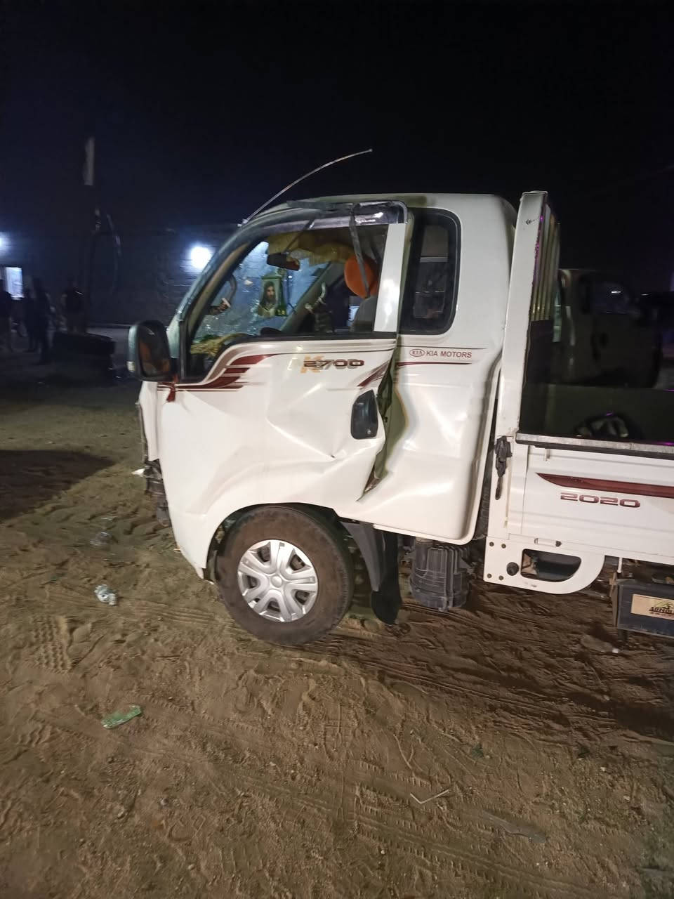 سلام عليكم كيه البيع عله حادثه سابقن مكفوله موديل 2020 رقم بصره جديد مكان بصره سفوان سعر 75  ***********
