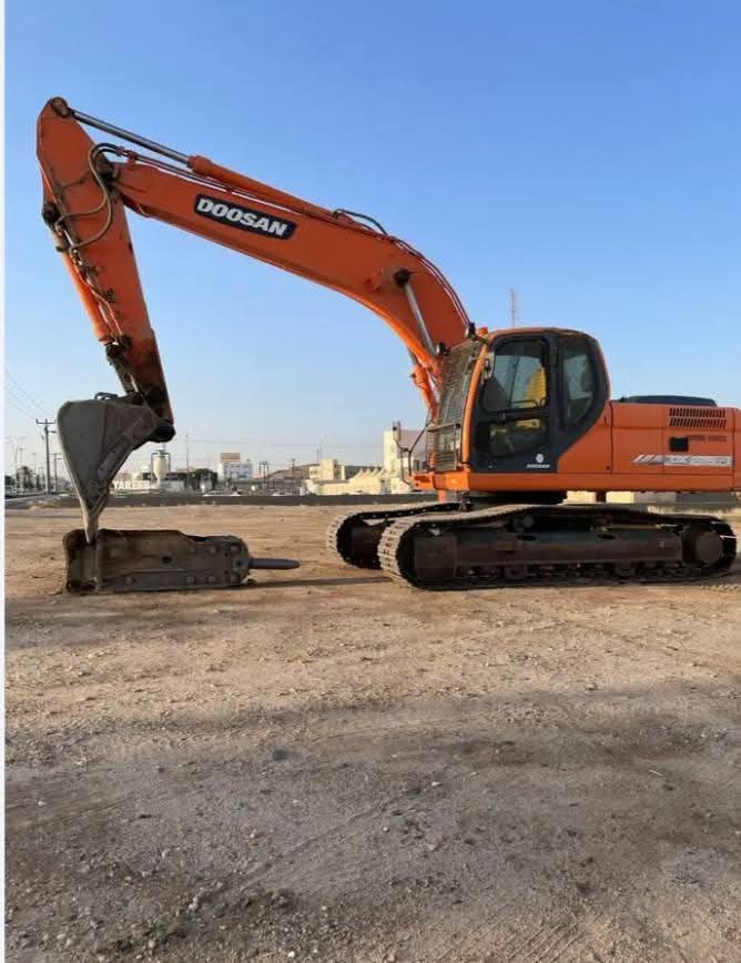 السلام عليكم ورحمة الله
📍📍كلك ادوات بدون تحويل

للبيع حفاره  🚩دوسان🚩  بلادي شركه 

دخول جديد سعودي  اصل 

تخم تاير كارتون بي جديد

موديل 2010 اصل وبلادي 

ماسس نقار وكامل مع جهاز نقار

مكفوله من الصبغ والكص بشرط بعدها شركه بدون قطره صبغ ولا لحيم

السياره أدوات 📍 يعني كلك ادوات 

الاليه بدون تحويل 📍ابيعلك كوم حديد

ملاحظه 📍اكفلها من السرقه والكص والعشاير بشرط 

متومه رقم اربيل🚩 نكليزي الجديد اسوي بيها وكاله  

السعر 📍(( 150$ ورقه )) فقط وبي مجال بسيط

ملاحظه:::# توصل اي محافظه تريدها 
حسب الاتفاق !!!
للاستفسار اكثر اتصال أو وتساب 

***********
