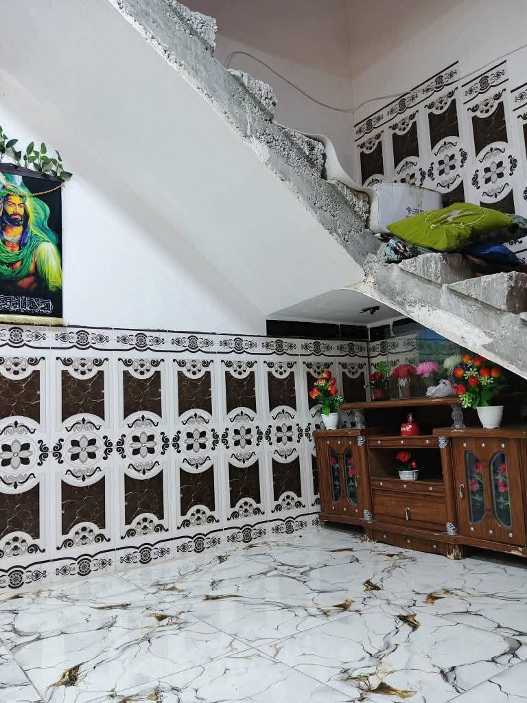 غرفه نوم 5 باربعه مطبخ 5 باربعه صاله 5:30 باربعه استقبال 5 باربعه طابق ثاني غرفه 5 باب المساحه 120 المكان حي خضير السعر 48 وبي مجال رقم الهاتف ***********
