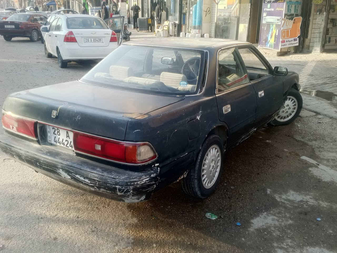 السلام عليكم
مارك موديل 91 رقم مميز انكليزي سنويه جديده 
مكفولة من الكص سياره بلاديه مكينه وكير 2500كفاله
 عايزها ترتيبات حداديه تعبانه.وجارده
السعر 35 مكانها النجف الاشرف 
***********
