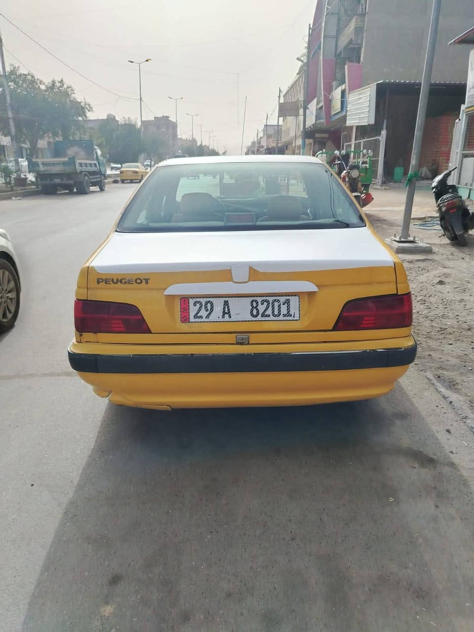 بيجو بارص مديل 13سعره 32بيها مجال تحويل مباشر هيئة وغرامات مصفره سياره جاهزه مال شغل بلعافيه علي ياخذهه ويعيش بيهه كير محرك وشواصي خير من الله عنواني بغداد الحريه شراي يتصل ماجاوب علا الخاص ***********
