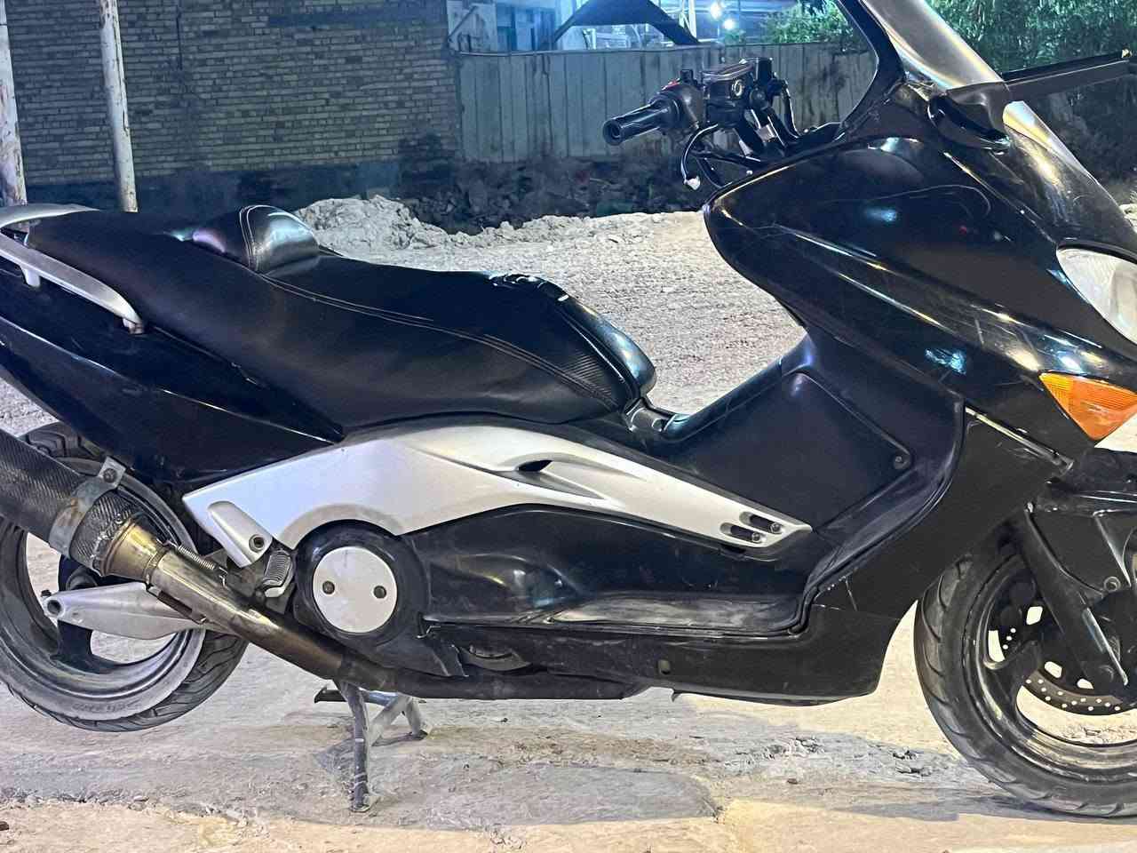 TMAX(2007)
كفاله عامه ماشه 33
سعر 13قفل جماعه ال12 اعبر المنشور 
عنوان بغداد سبع البور
*********** واتساب
