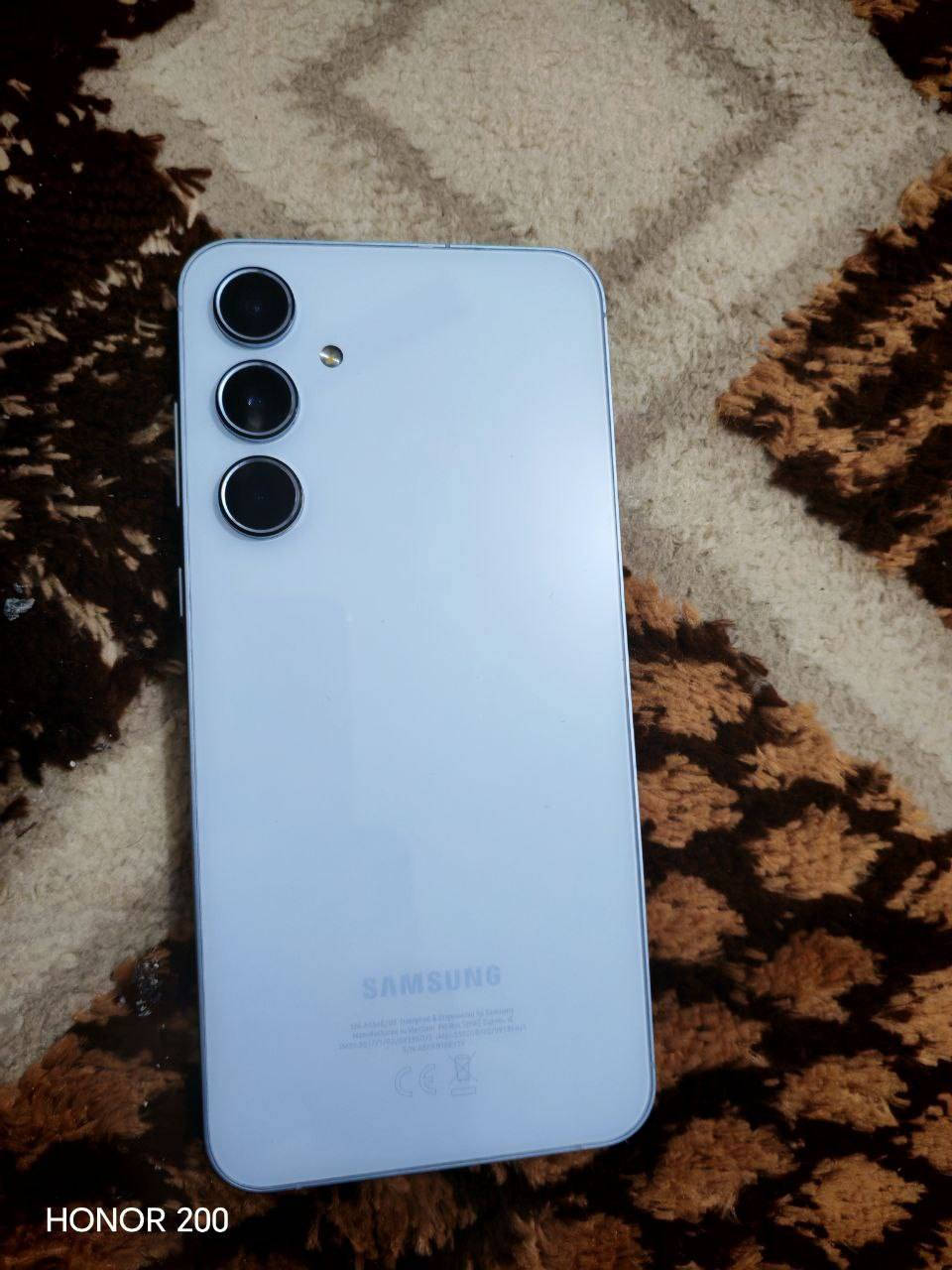 السلام عليكم موبايل للبيع كلكسي اي 55فايف جي الجهاز نضيف حيل ***********
