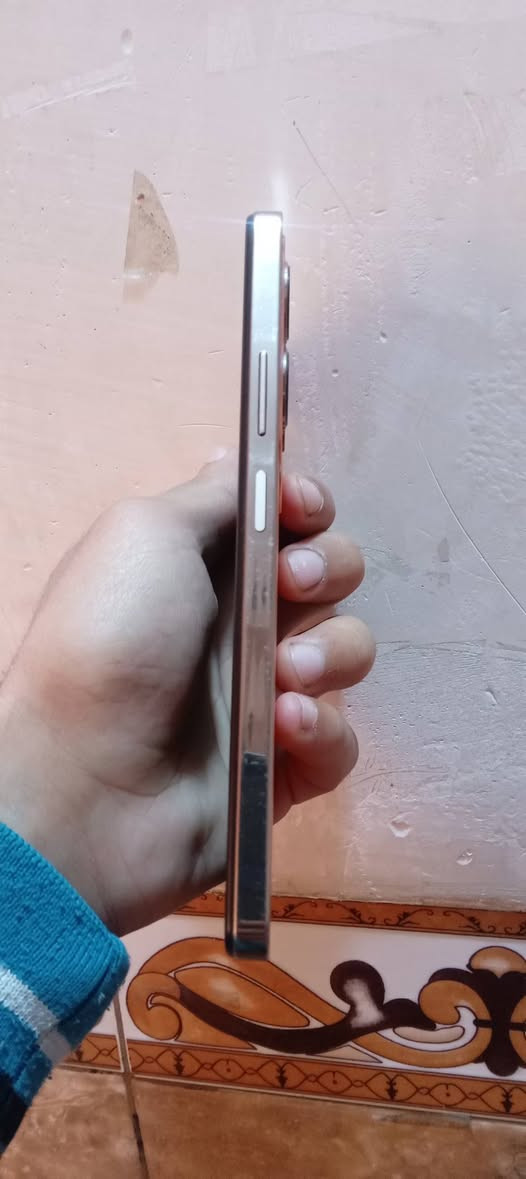 السلام عليكم جهاز انفنكس ذاكرة 256 جهاز نضيف حيل سعر 150 وبي مجال قليل ليشتري يخبرني علة الرقم 
العنوان بغداد حي ور منطقة سمهة حي الكوفة رقم الهاتف بي واتساب 
👇👇👇👇👇👇👇👇👇
***********
