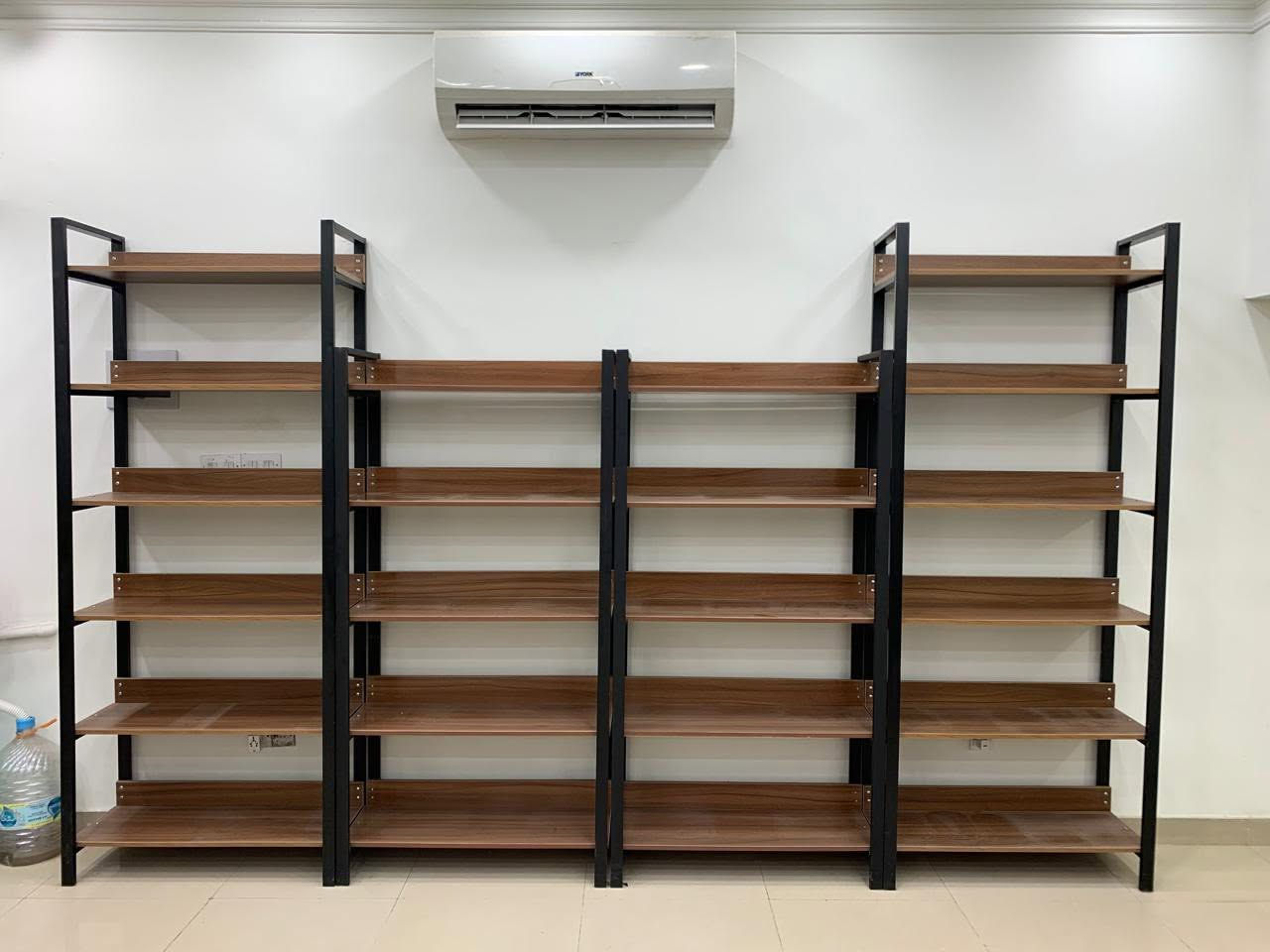 رفوف للبيع نظيفات جدا
بغداد واتساب ***********
