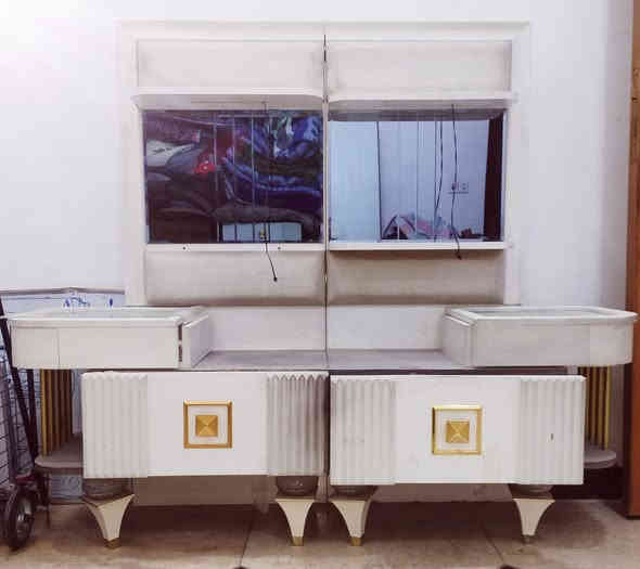 غرفة نوم تركي مستخدم ٧قطع 
الكنتور سلايد جام 
السعر ٥٠٠ بي مجال 
العنوان حي اور ***********
