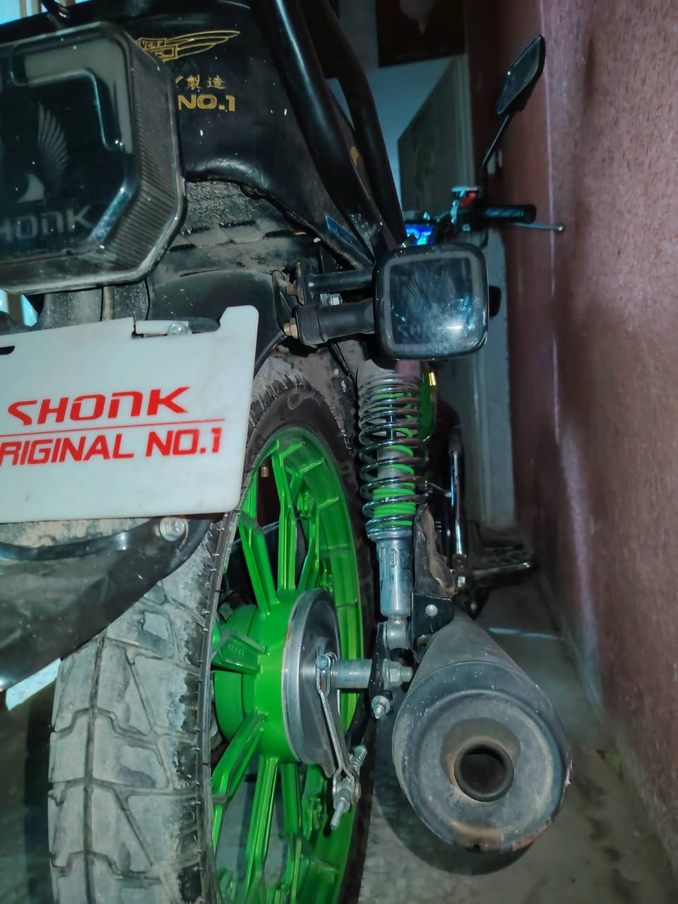 سولنك 150cc 2024/10 نازلة 2025/6
دراجه خير من الله ما ماشية هواي عداد كدامك 

محرك نضيف دراجة شوفت عينك نضافتها

اوراق معرض 
دشبول بي وضعيتين + ربط بلوتوث(صوت)
دراجه عارضها 800 بيها مجال للشراي

موقعي بغداد مدينه الصدر 

تواصل ع شريحة أو واتساب: ***********
