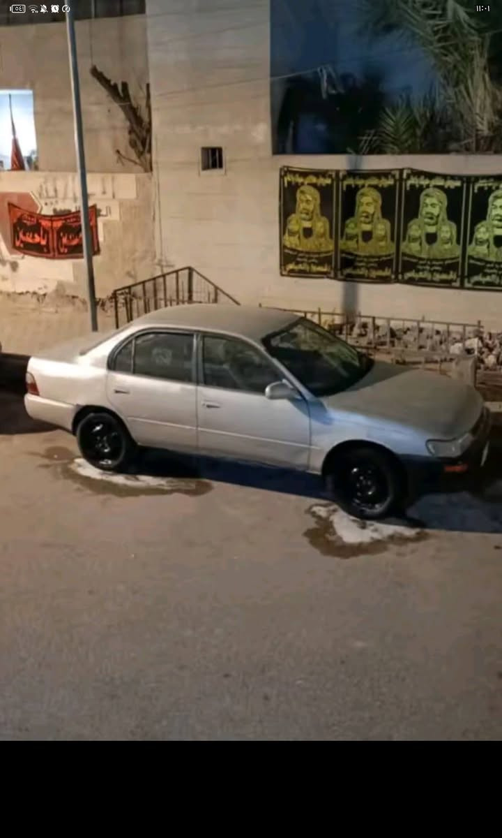 سلام عليكم سياره كورولا موديل 95 مكفوله من الكص والنقل الون ذهبي سياره جاهزه حداديه جديده بس جراد شوي  مكان سياره بصره حي الحسين سعر 43 رقم الجوال ***********.
