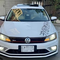 حادث جدا بسيط مرفق مع صور جيتا 2016 SEL فول مواصفات اعلى مواصفات  مكين...