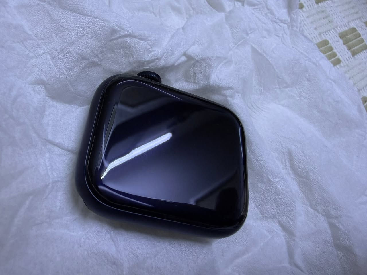 Apple Watch series 7 nike edition 45mm
السلام عليكم 
ابل واتش جيل ٧ اصدار نايك 
حجم الساعة 45 mm
بطارية الساعة 85%
نظافة الساعة 100% والله حتى اظلمها اذا اكول بيها شخطة الساعة سيرها الاصلي ما ملبوس وشحانتها الاصلية ما مفتوحة ويمك الحساب بعد الساعة موضحة بالصور مصور كلشي بالتفصيل ودقيق علمود توضح الك بشكل كامل ودليل كلامي
سعر الساعة 275 بيها مجال بسيط 
مكاني بغداد السيدية
*********** تواصل واتساب فقط
