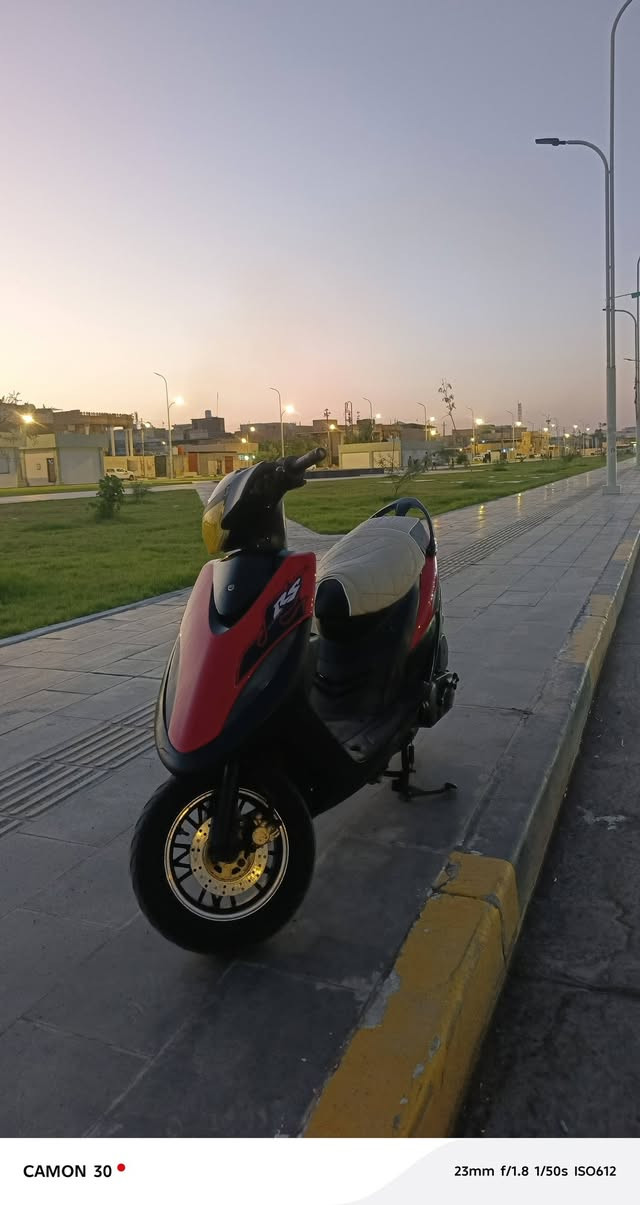 مرحبا ماكس عدله بلاديه و كلهه شغاله من الطوب الطول سلف هندر لايت عالي ناصي اشاير هورن صطاب سكن عيني قفل صندوك قفل سكان السعر ٦٠٠ وبيهه مجال بصره جمهوريه ***********
