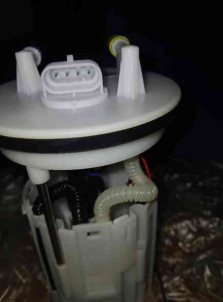 قاعدة فيت بم شانجان السفن السعر ٤٥ الف حطها احتياط بسيارتك لان كلش قليله بالسوك 
واتساب ***********
