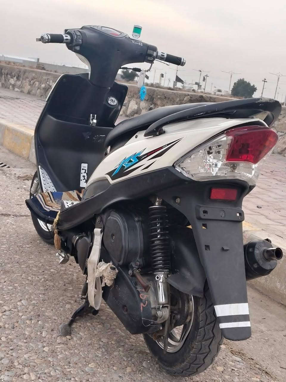 سلام عليكم ماكس عدله رمبة 49   دراجه ناعمه مابيها نقص برغي جاهزه نكره سلف بكل وقت وهندر هم زوج تايرات جلاتين اصلي جديد دهن امزويل جديد دراجه جاهزه سعر مناسب شراي اتصل مو شراي اطلع
كبل تسمع حجايه ماتعجبك 

0783 222 1915
(مكلف بالنشرر)
