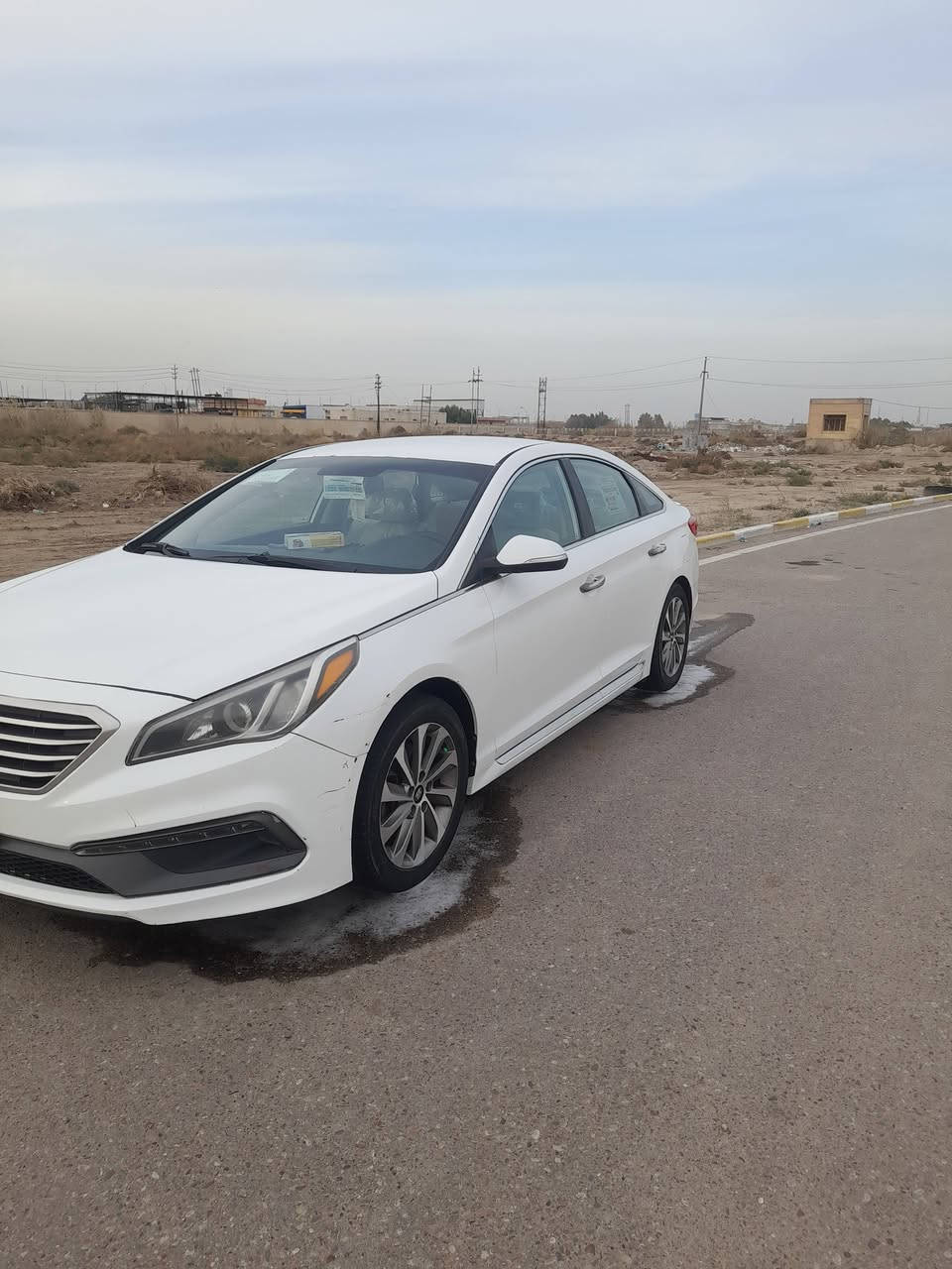 السلام عليكم ورحمة الله وبركاته
للبيع سوناته وارد أمريكي لون أبيض مديل 15 
سياره مواصفات فول عده الفتحه والبصمه سبورت دواخل بيجي
السياره حادثه كلش سطحي الداخل مامتعور طرف البنيد والمدكر الايمن نفسهن راجعات ومصبوغات والدواير الخلفيه هم صبغ السياره ليبل واحد كفاله من تبديل سياره كير ومكينه 2400وتبريد وتدفئه كفاله عامه حدادية جديده تخم تاير ارضيه وصندوق غلفتهن جلد شاد لايت ناصي وعالي زنون
سياره بلاديه وجاهزه ماشيه 105 حقيقي قابل للزياده 
السياره رقم ذي ومخلصه تحويل ثاني يوم راعيه يريد تحويل
المكان البصره الجزيره رقم الهاتف *********** السعر117 وبيه مجال للشراي
