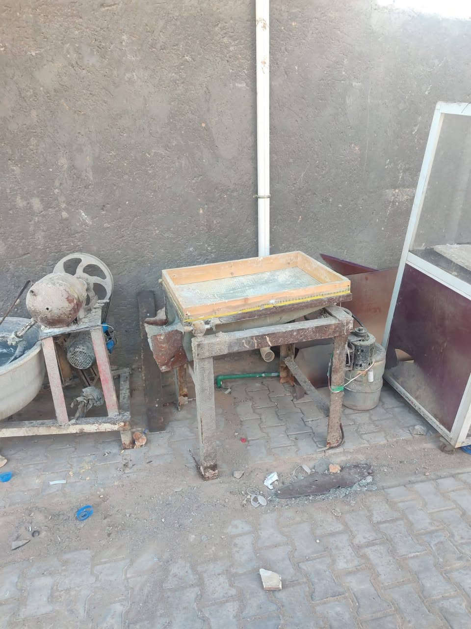 غراض مخبز للبيع هزاز وميز وعجانه جيس وربع خابرني مكانهن نجف حي الجمعيه 
‏‪***********‬‏
