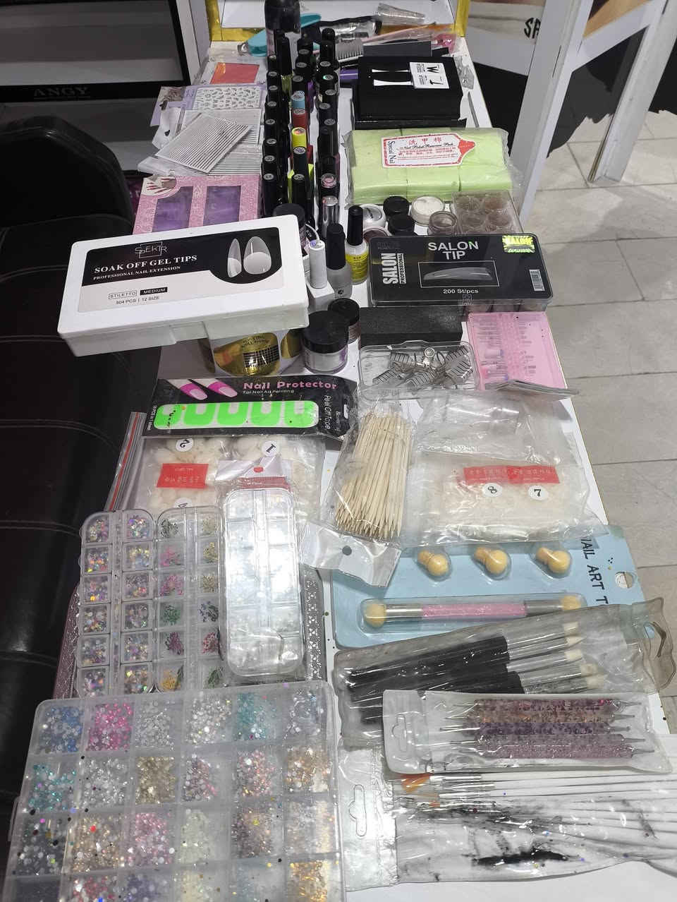 للبيع السعر ٢٥٠ ألف


**إذا كنت صاحب هذا الإعلان وتريد حذفه لأي سبب، رجاءا أرسل رسالة إلى الدعم الفني**