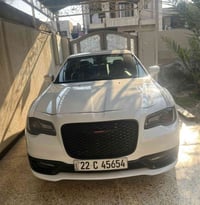 للبيع اومراوس بجارجر كرايسلر اوباما C300 2015 كلين تايتل فقط مكانين با...