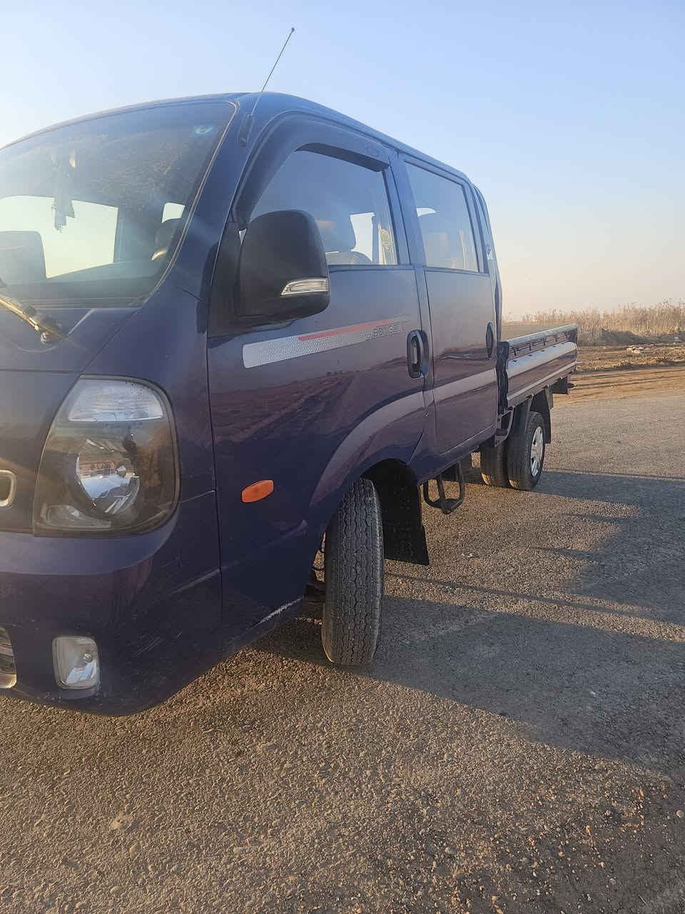 سلام عليكم كيه بنكو موديل 18كير اوتماتيك رقم بغداد شرط التحويل بيه تصلح بكوريه بجه اليسره صفحت السايق معمره وكامله السياره مكان السياره بغداد الحسينيه المعامل هاذ رقم صاحب السياره ***********
