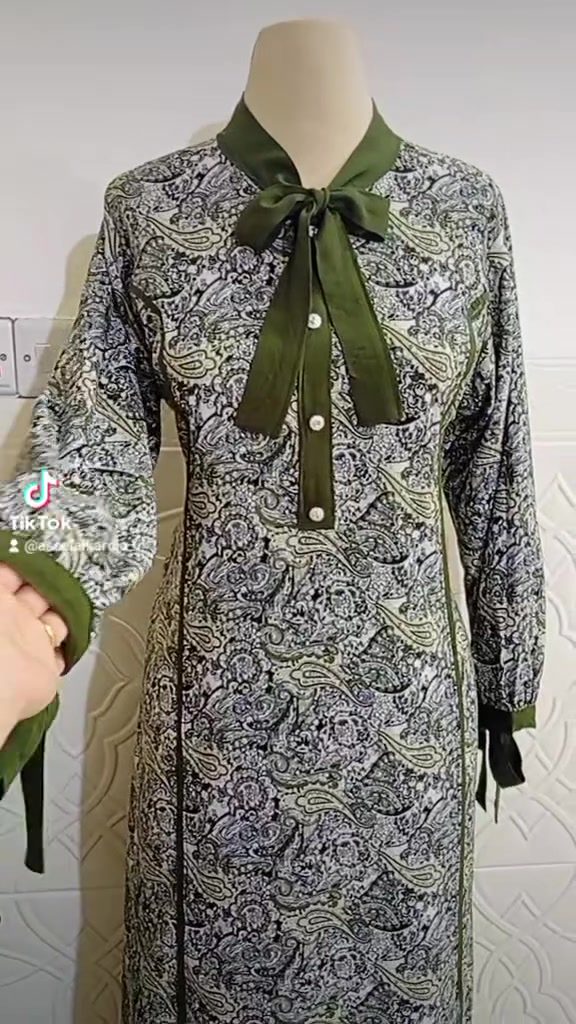 حسب الطلب ☺️


**إذا كنت صاحب هذا الإعلان وتريد حذفه لأي سبب، رجاءا أرسل رسالة إلى الدعم الفني**