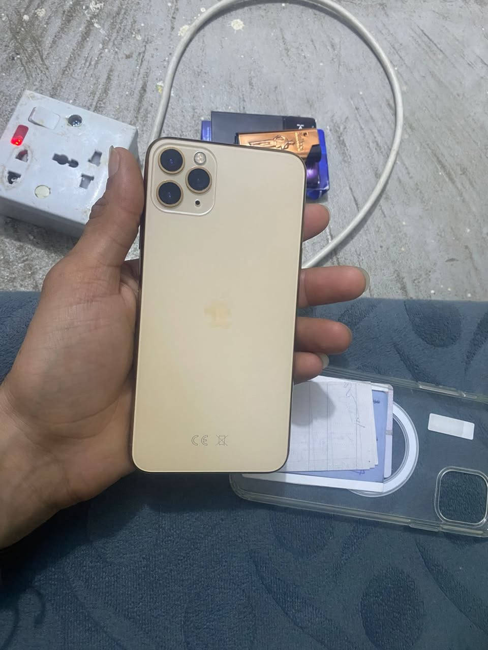 السلام عليكم ١١برو ماكس جهاز مبدل بي شاشه وبطاريه وضهر وفيس ايدي واكف السعر ٢٥٠ وبي مجال الي يعجبه خلي يجي والي ميعجبه ليصير براسي بروفيسور ويكوم يتفربرك هذا رقمي وبي وتساب ( ***********)
