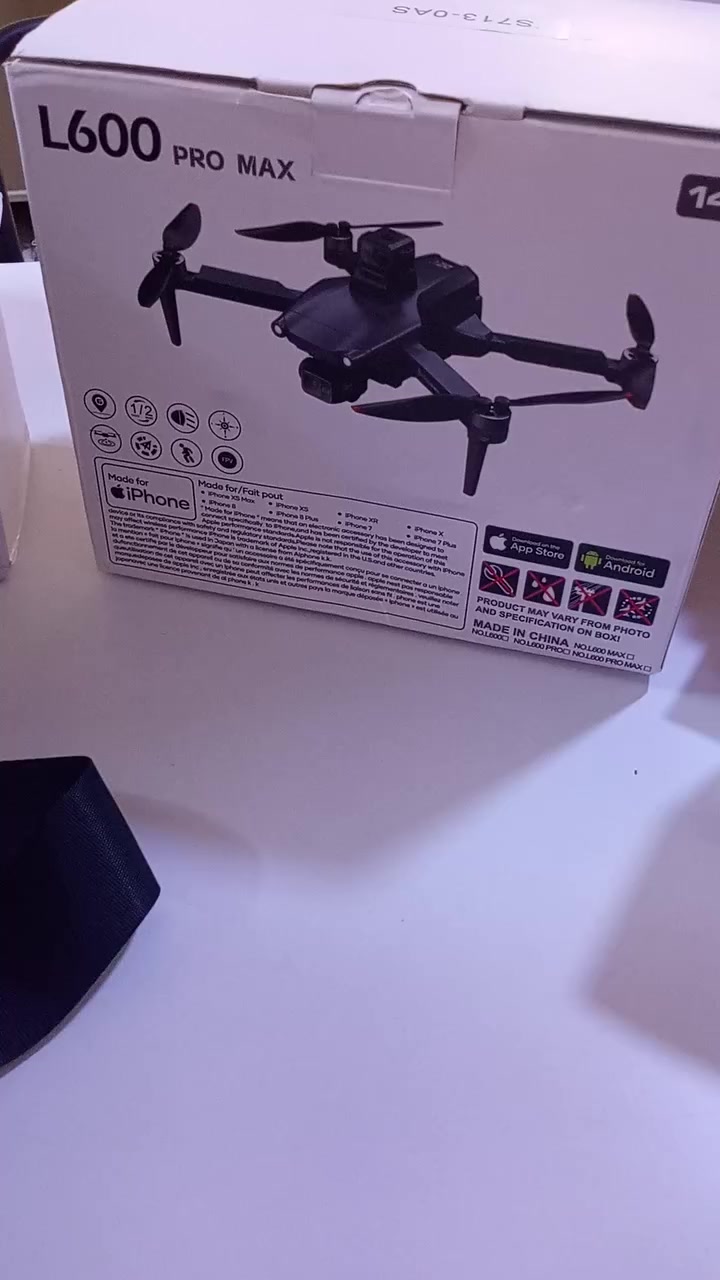 L600 Pro max كمبل 
جديده لوك لزكه مال شركه بعده فوكا وتحياتي لجميع


**إذا كنت صاحب هذا الإعلان وتريد حذفه لأي سبب، رجاءا أرسل رسالة إلى الدعم الفني**