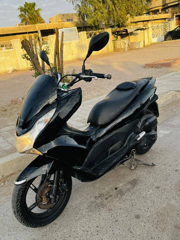 السلام عليمن
بي سي اكس ياباني 
مكينه ١٥٠
دراجه كفاله عامه 
من كفر و مكينه 
كهربائيات كلهه شغاله 
حساس ازحام 
حساس استان 
للاستفسار ***********
