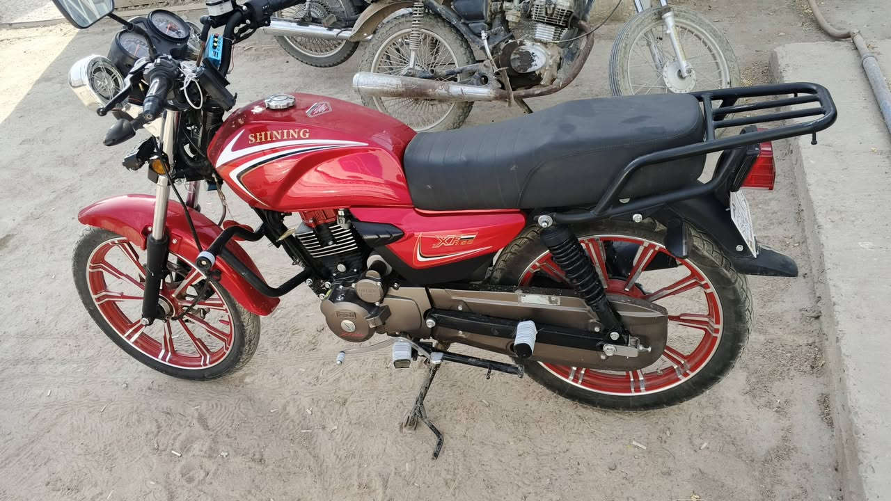 السلام عليكم شاينك للبيع 2023 اوراق دراجه ماناقصه شي سعر 900 وبيه مجال. ***********
