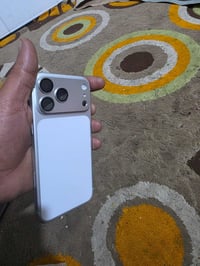 ايفون ١٧ برو ماكس • ٢٥٦ • بطارية ١٠٠٪