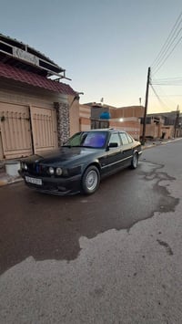 بي ام 525 • مكينة وفتيس زين • مصبوغة