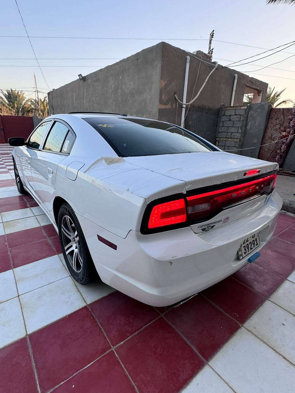 سلام عليكم 
جارجر موديل 2013 رقم اربيل دولي سنوية وهزة جدد 
 كفالة عامة كندي
انضف سيارة بموديلة 
سيارة جديدة بمعنى الكلمة مامشتغلة خط 
فول موصفات
فتحة سقف
كير طيارة 8 نمرة
بصمة تشغيل عن بعد
كشنات حضن جلد تدفئة وتبريد امامي وخلفي
داخل عسلي
شفتات ستيرن 
شاشة كار بلي 
كامرة دوارة
ويل خليجي 18
حساسات كلة تشتغل 
بعد بية هواي موصفات بعد
مكينة 3600
مامشتغلة خط ماشية 160
مامشتغلة بية جيك ولا اي حساس
حدادية وتخم تاير وتبريد كلة جديد
ماتصرف علية فقط تحويل
السعر 185 بية مجال
مكان بابل
‏‪***********‬‏
