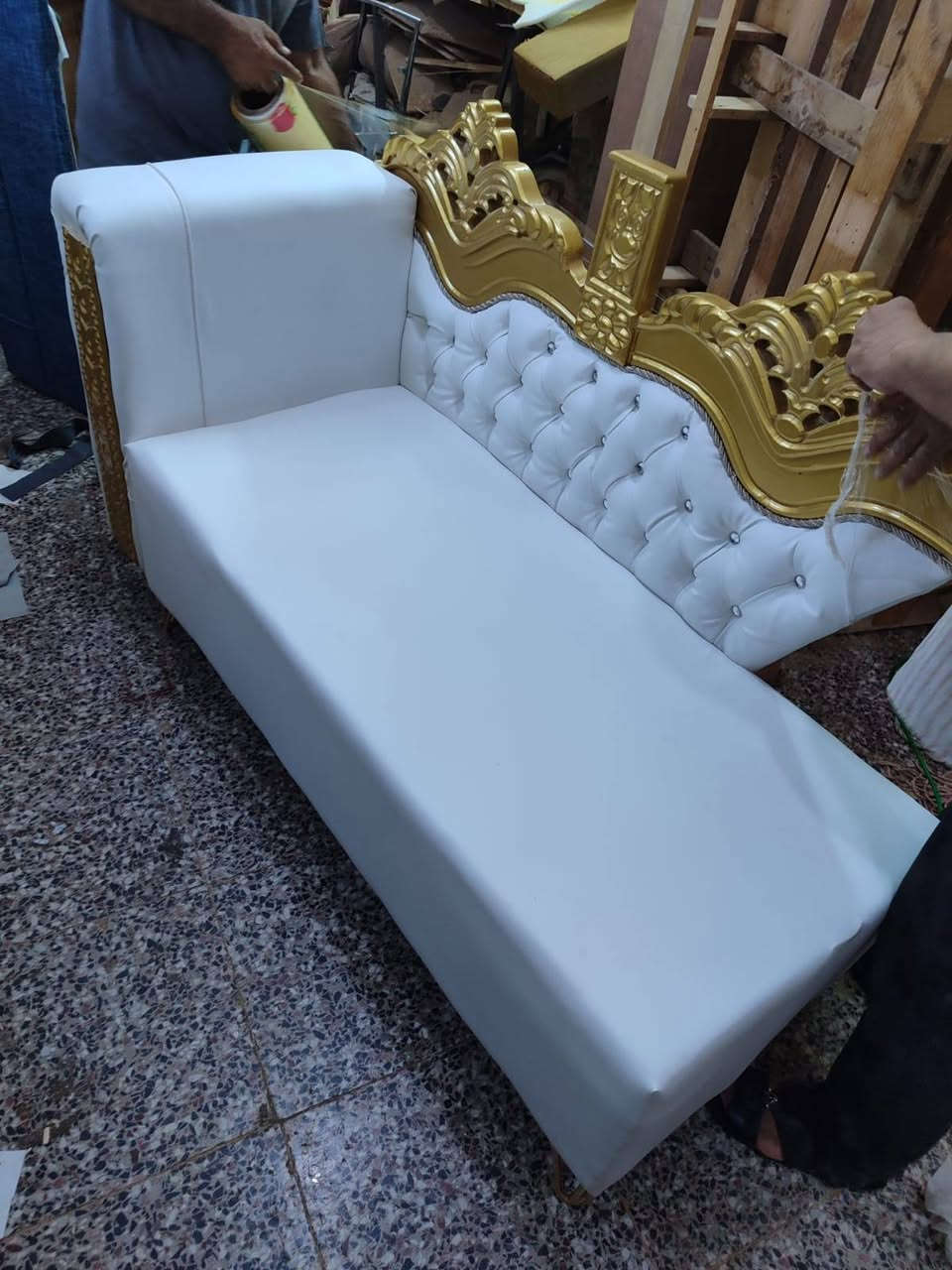 شازلون ملكي جلد 
شغل درجة اولى يجنن 
عليه عرض تخفيضات 
بسعر مناسب جداً 170 ألف فقط 
متوفر خدمة توصيل جميع محافظات العراق


**إذا كنت صاحب هذا الإعلان وتريد حذفه لأي سبب، رجاءا أرسل رسالة إلى الدعم الفني**