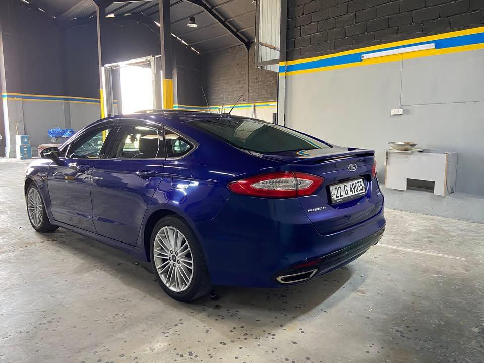 السلام عليكم 
فورد فيوجن 2016 
ماشيه 146 الف كيلو 
محرك 2000 T 
سلايت 
تحكم ستيرن 
كشنات كهرباء وتدفئة وخزن ميموري 
مكانها فلوجة 
***********
السعر 115$
