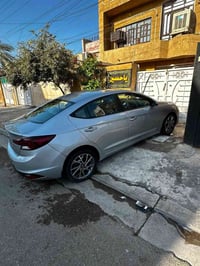 النترا خليجي ٢٠٢٠ لون رصاصي السيارة خير من الله كير ومحرك مكفولات بيهة...