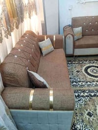 تخم ديوان نظيف جديد استعمال قليل سعر ٦٠٠ بي مجال العنوان بغداد منطقة ا...