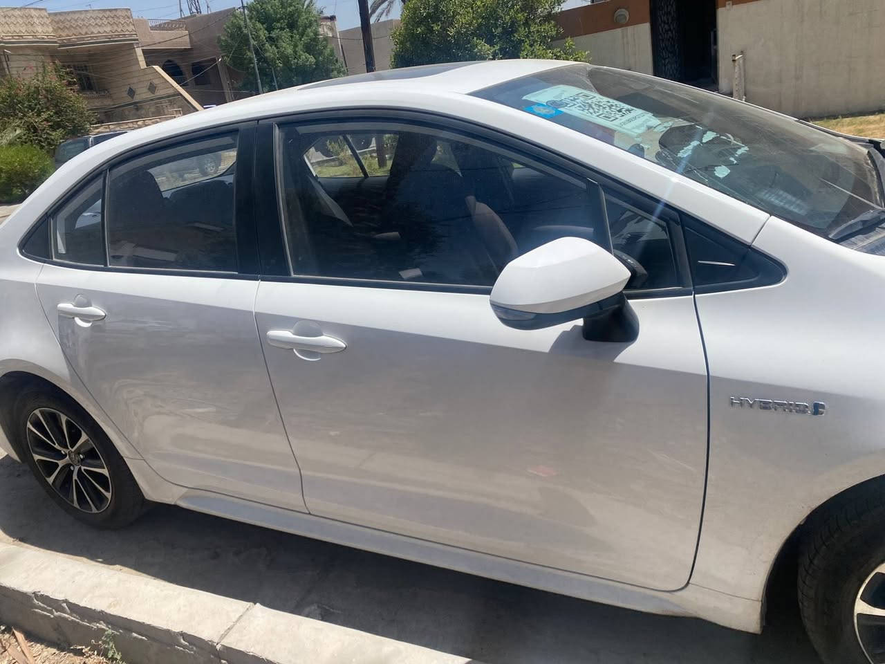 سلام عليكم
كورلا ٢٠٢٤ شكل الامريكي صيني هايبرد فول مواصفات 
بيها ملاحظة صغيرة بالباب بظهر السايق بدون بارد 
ماشية ١٨ الف كيلو 
مكاني بغداد 
السعر ١٤٥ 
للتواصل /***********
