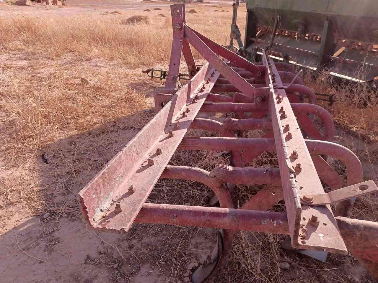السلام عليكم
#للبيع خرماشه 11 نضيفة ومرتبة 
حجم ثقيل عمل موصل شفت غليض 
خرماشه راهمة 
السعر 550 وبيها مجال للطيبين 
اتصل ***********
