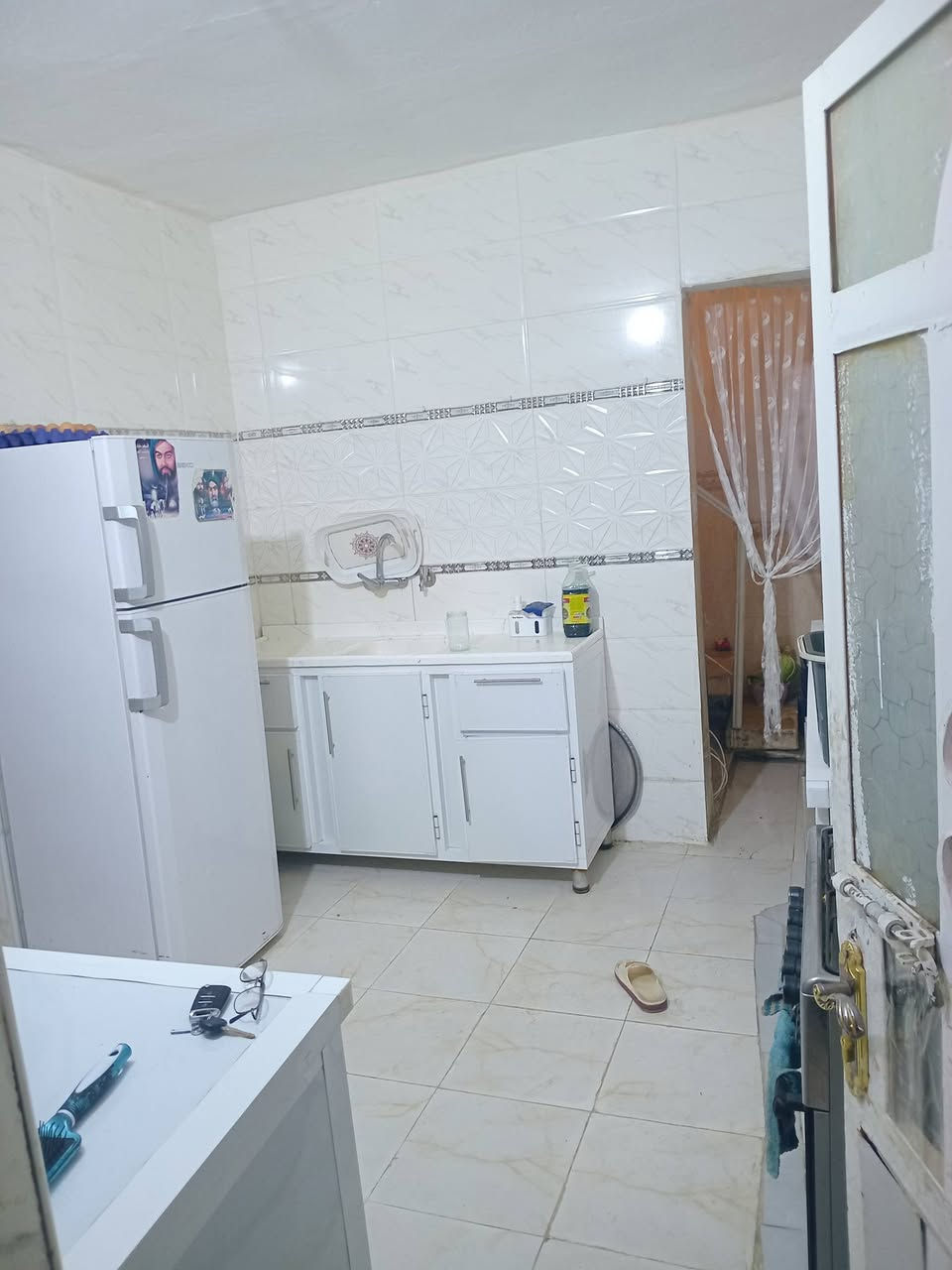 دار ١٣٠ متر طابقين ٣ غرف نوم استقبال مطبخ نصر مهندسين  قرب شارع الاطفائية  السعر١١٠ وبي
البيت نظيف جدا  ***********
