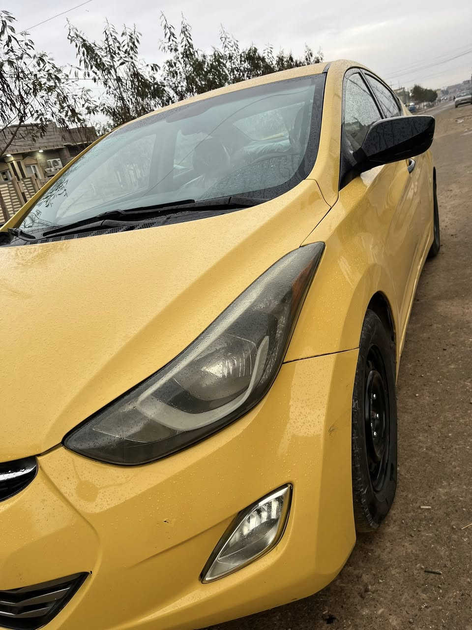 النترا أمريكي حادث بسيط بين البابين بدون دواخل وبيها طخات بسيطه موضحه بالسونار موديل 13 
السياره باسمي تحويل مباشر مشروع وطني 
السياره بحالة جيده محرك 18 دوش مكينه وكير بشرط مكانها موصل الأيسر 
سعرها الاتصال على الرقم غير متواجد ع النت 
*********** شراي اتصال وبي واتساب كذالك
