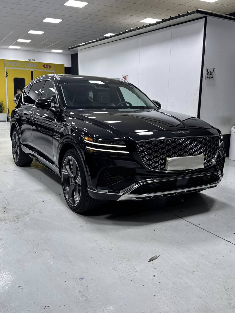 انظف GV80 V6 2025 بلعرق كله

بسم الله ما شاء الله

الضرر📌(وارد امريكي كلين تايتل) دعامية امامية مكسورة تم استبدالها  وبارد بسيط بطرف الجاملغ الأمامي علماً ان الجاملغ غير مفتوح 

الصبغ:لا يوجد بدون صبغ 

ايرباك:ستيرن ورجل فقط علماً تم  ارجاع الأيرباك سستم وكالة 

الأعطال او المسجات في الشاشه : لا يوجد،بدون مسج 

📌نواقص  السيارة: بدون اي نقص 

📌حالة السيارة: ممتازة، بوضع الوكالة

ابرز المواصفات 📌برستيج 

السيارة فول مواصفات،الشاشة المتصلة الشكل الجديد  بردات خلفية كهرباء،جيمع مقاعد السيارة كهرباء،مساج، شاشة الكترونية 3D بلكامل،داتا شو،بصمة ورمز شخصي للشاشه الرئيسية،٦حساسات امامي،٦ حساسات خلفية،تقديم وترجيع عن طريق الريمونت،اوتو بارك،جميع الجام مدبل،تشغيل عن بعد،تقديم وترجيع السيارة بلريمونت،ويل كب حجم ٢٢ الشكل الجديد ،لون السيارة اسود متغير غير موجود في الموديلات السابقة،كامرة خلفية في المرأة الوسطية،تعتيم المرآه الجانبيه،رادارات امامي وخلفيه وجانبي، فرملة طورارئ،تحذير عن الخروج عن المسار،قيادة شبه ذاتيه،انارة محيطية داخلية كالمة على جميع غرفه السيارة الداخلية،السقف ال كنتار مع لون  مميز بيجي تو كلر،جميع ابواب السيارة كهرباء مع الصندوق وباقي المواصفات ما تخلص 

📌عداد السيارة ٩ الأف ميل فقط علماً ان السيارة مستوردة بعداد ٥ الأف ميل تقريباً(مخزنة)

رقم الشاصي ‏(KMUHEESC3SU218547)

اللوحه: بغداد بأسمي حرة تحويل ثاني يوم برقم مميز 

السعر: 57,500 قابل للتفاوض 
شباب كلشي موجود بلسوك وكلشي بسعره تريد مهجوم او تريد كلين وماكو واحد ما يعرف بيهن للعلم السيارة مكلفه اكثر من هذا السعر ومخزنة ايضاً وجاهزة على اخر حبه وجماعه مال اخذ تاهو او لاند كروز  روح اخذ شجابك بكروب جنيسيس؟  انت تعرف الزيرو سعر السيارة بلوكاله تقريباً ٩ شدات  نقل وضريبه وباقي الأمور تصير ب ١١ شده للمعلوميه فقط 

تفاصيل اكثر *********** واتس اب📞 المحامي مصطفى الهاشمي
