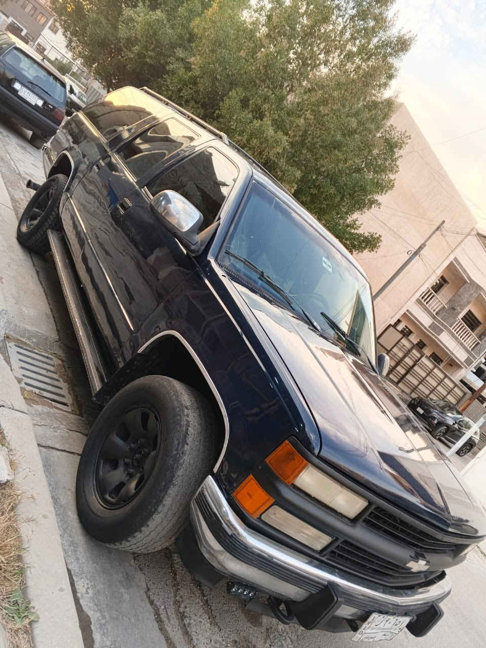 شوفر بهبهان موديل94 مكينه وكير جدد حجم 
رقم بغداد سنويه  2027 مشروع وطني تحويل مباشر
مكينه3/5 الكير700 منضومه تبريد كلهه كامله شغاله 
صدرهه نضيف داخلهه حلو كهربائيات كلهه جاهزه ولا جطلات ولا شي كله نضيف ناصي عالي زنون كله شغال 
السعر46 مكاني بغداد حي جهاد ***********
