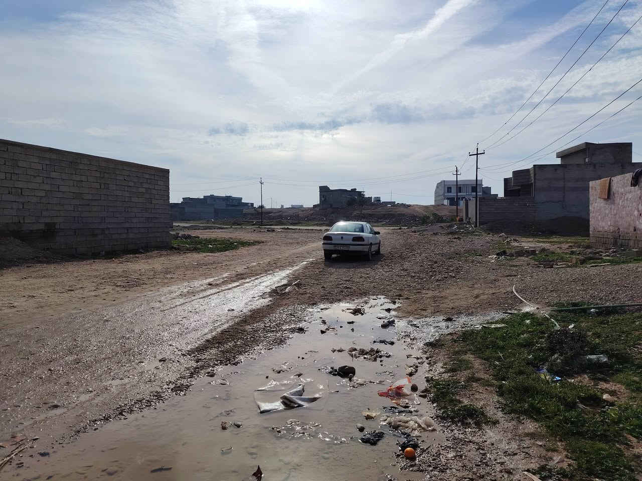 بسم الله الرحمن الرحيم
السلام عليكم ورحمة الله وبركاته
يعلن مكتب علي الصميدعي للاستثمار العقاري
عن توفر قطعة ارض للبيع #طابو_صرف المساحة ٢٥٠ متر مربع العرض ١٢ونص متر الطول ٢٠ متر الموقع حي المرور القديم مقابل جامع اهل البيت خلف مضيف الديرة شارع ٢٠ متر ارض عدلة كما موضحة بالصور ٠٠٠ للاستفسار عن السعر وباقي التفاصيل الاتصال على الارقام التالية او مراسلة الصفحة :
📞 *********** متوفر واتس اب
📞 *********** متوفر واتس اب
او زيارة مكتب علي الصميدعي للعقار الكائن في ديالى ٠ جلولاء ٠ حي الشهداء ٠ مقابل اتحاد شباب جلولاء ٠ ودائرة التقاعد ٠
