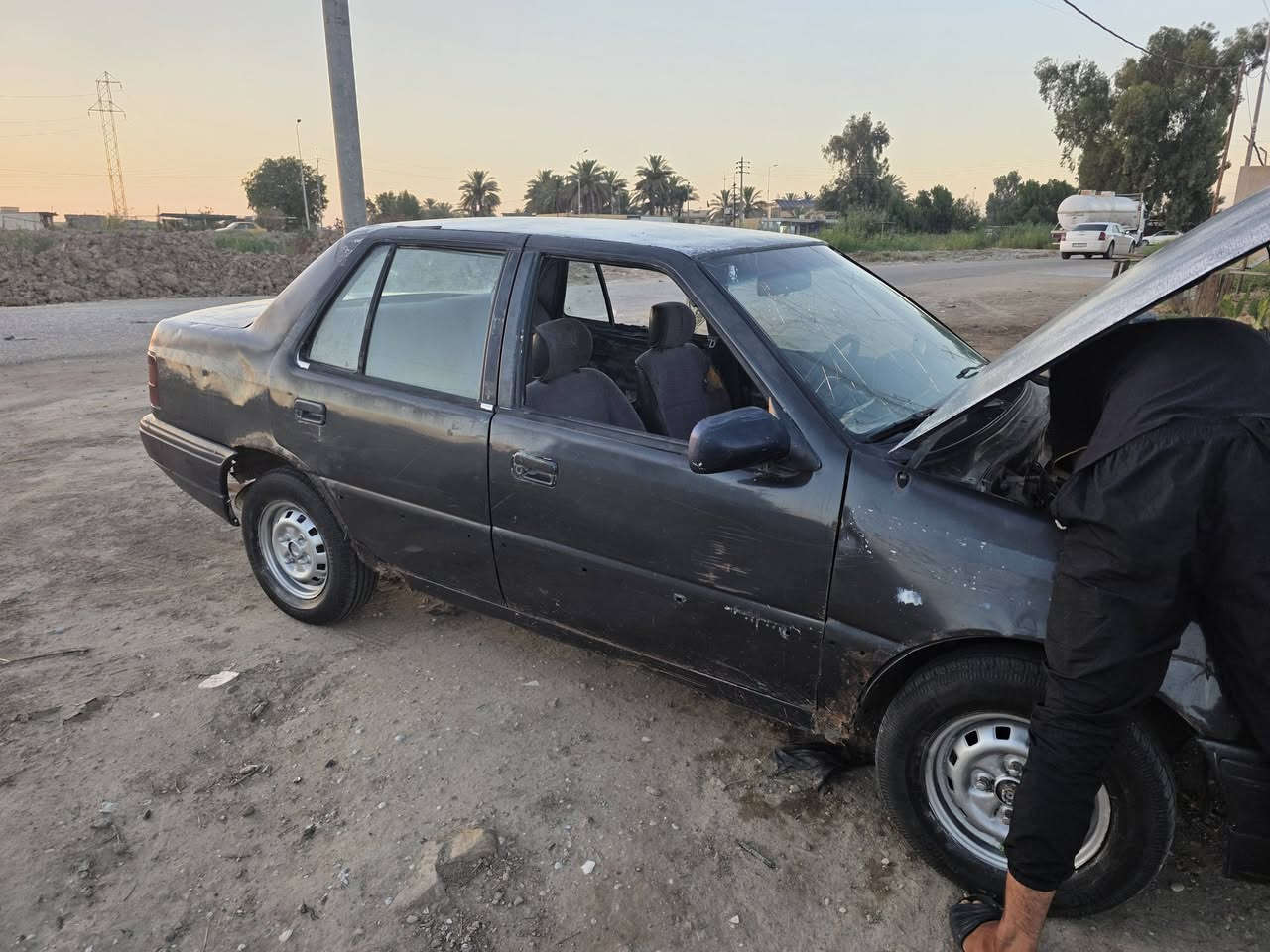 السلام عليكم
@سياراه للبيع هونداي اكسترا موديل 92
حديده يعني كلك السعر بمليون و200 وبيها مجال 
لمو شراي لا يتصل رجآ 
الرقم :***********
عنوان مشروع المسيب قرب حسينيه ابو الفضل العباس
