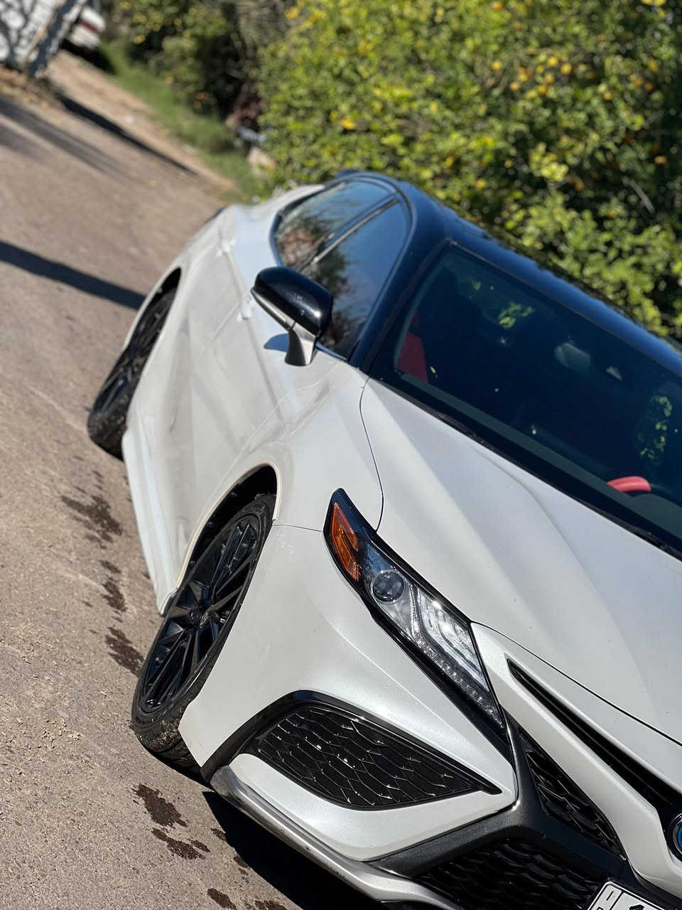 سلام عليكم  كامري للبيع موديل 2023 فول موصفات ما عده فتحه سقف ماشي  82 وئي الاستفسار ***********
