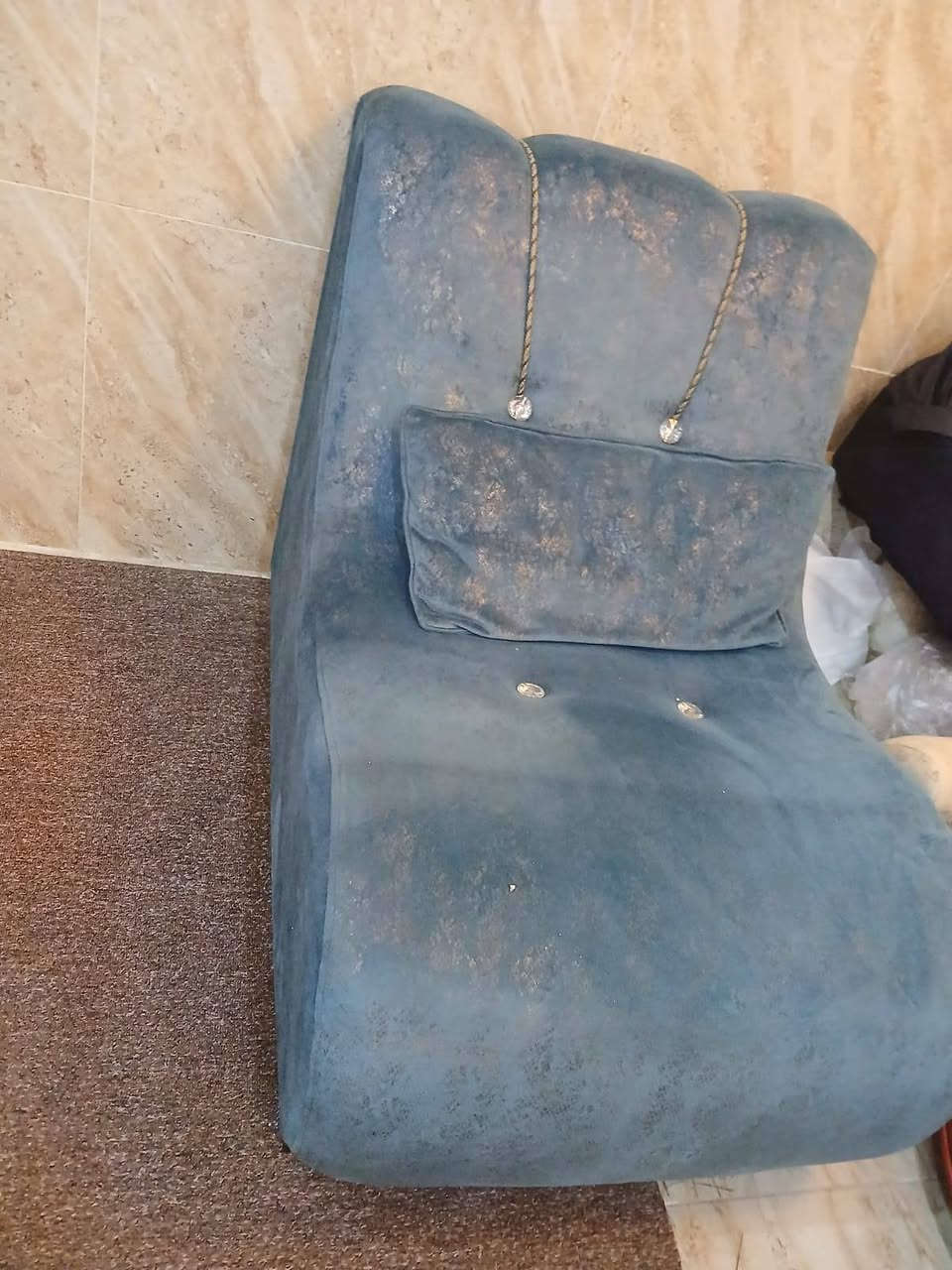 اغراض للبيع


**إذا كنت صاحب هذا الإعلان وتريد حذفه لأي سبب، رجاءا أرسل رسالة إلى الدعم الفني**