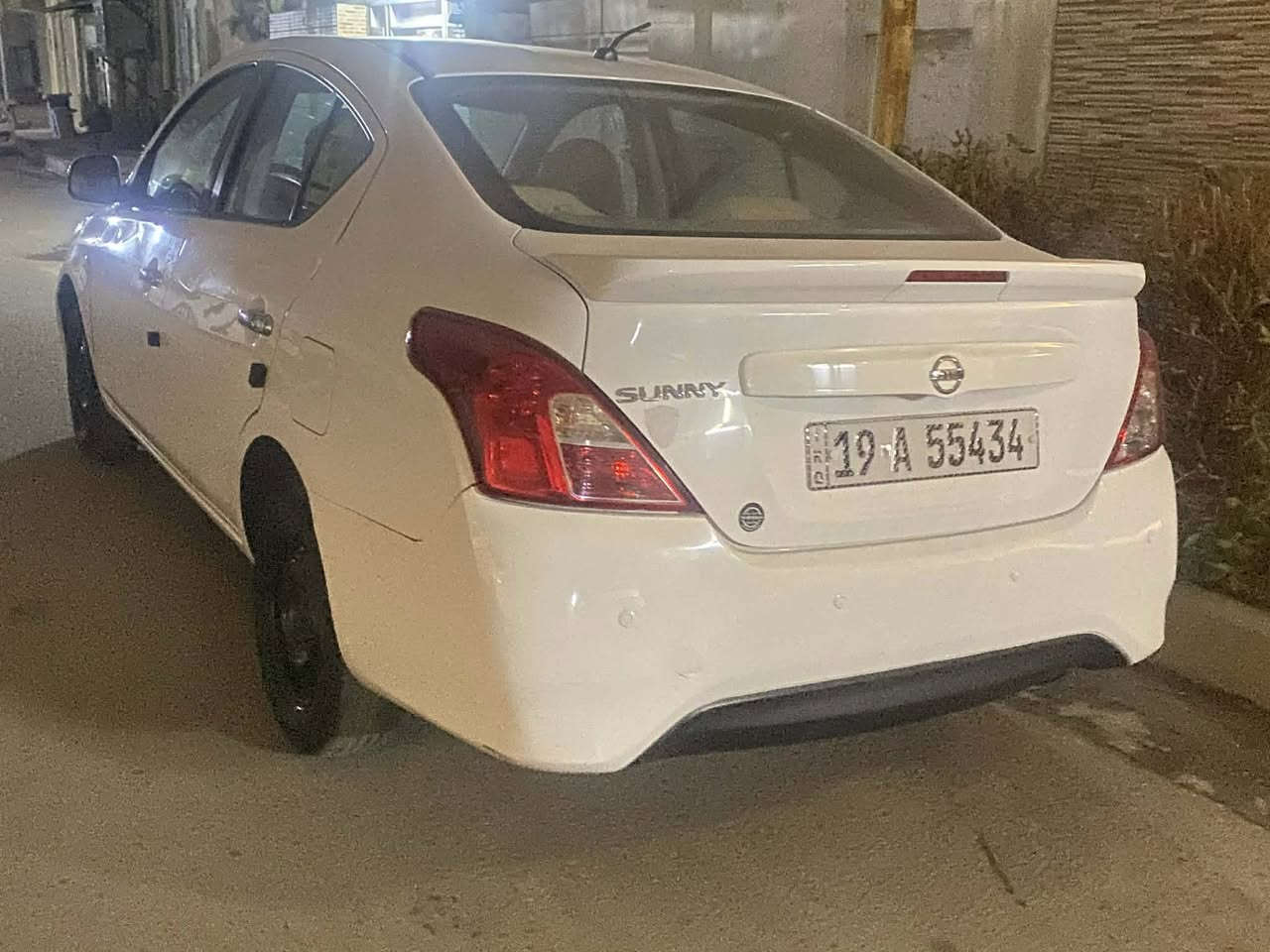 السلام عليكم 
صني ١٨ ماشيه ٩٤ بأسمي رقم كربلاء مشروع وطني سنويه لل ٢٠٣٠ تحويل هنا ابغداد اي موقع هزه ماساقطه لان جددت السنويه بشهر تموز الفات
بيها بارد جاملغ امامي الخشم مالته بدون صبغ 
السعر ١٠٤ 
مكاني بغداد القادسيه 
***********
