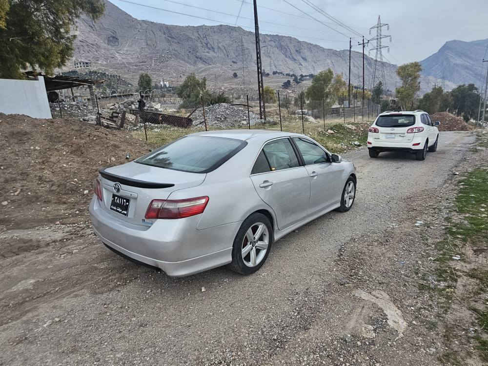 تویتا کامری مودیل2008  ئەمریکی 6 بستون  لوک لوک ساق ساق موسوبراوەو دەعمو لیدراو بەشەرت کەفالەتی مەدەنی بەشەرت گیرو مەکینەو تەبریدو کارەبایو تەقەوڕەقەی بەشەرت سعری58 گڵا ژم 0774831757     *********** دار بنديهكان, السليمانية
