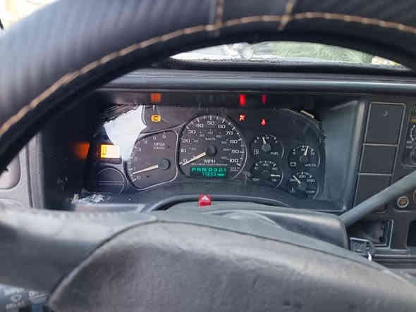 السلا م عليكم ورحمة الله وبركاته بهبهان بطة خمسة برغي موديل ٩٧ هزة جديدة شرط التحويل گير ٧٠٠ محرك 5300 سيارة حلوة تخم تاير دوشمة جديدة سيارة گاعدة كهرباء كلة شغال السعر 55 بيها مجال قليل هاتف *********** ابو آدم
