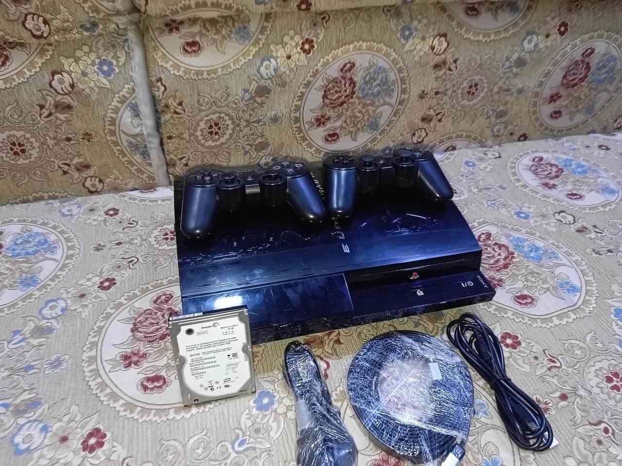 السلام عليكم
بلي 3 فات جهاز كلش كلش نضيف وكامل ملحقات مع هارد 60 گيگا بايت و جويستكات ثنين وايرليس 
جهاز نضيف حيل و قابل للتهكير و يشغل اقراص بلي 1 و 2
بس ما متأكد اذا العدسة تشتغل او لا 
ويا كيبل باور و HD و هارد 60 گيگا و كيبل للجويستكات

سعر 115 و بي مجال قليل 
توصيل موجود بغداد 5 محافضات 6


**إذا كنت صاحب هذا الإعلان وتريد حذفه لأي سبب، رجاءا أرسل رسالة إلى الدعم الفني**