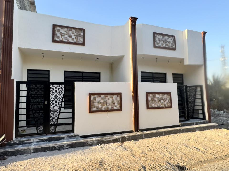 السلام عليكم مشتملات للبيع زيرو بناء درجة أولى مساحة المشتمل ٦٨ متر طابق واحد وقف ذري إنذار كاتب عدل يتكون كل مشتمل من صاله ومطبخ وغرفة  وخدمات وبيتونة 
خدمات كامله شارع مقرنص منطقة هادئة ك
كلش قريب على سوق السمكة 
سبع ابكار بلقرب من ألعاب الهبي دي 
سعر المشتمل ١٢٥ وبي مجال بسيط 
للاستفسار الاتصال ***********
